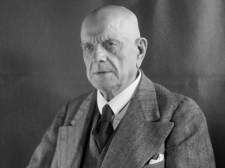 Jean Sibelius (circa 1940-45) | Photo: Wikipedia