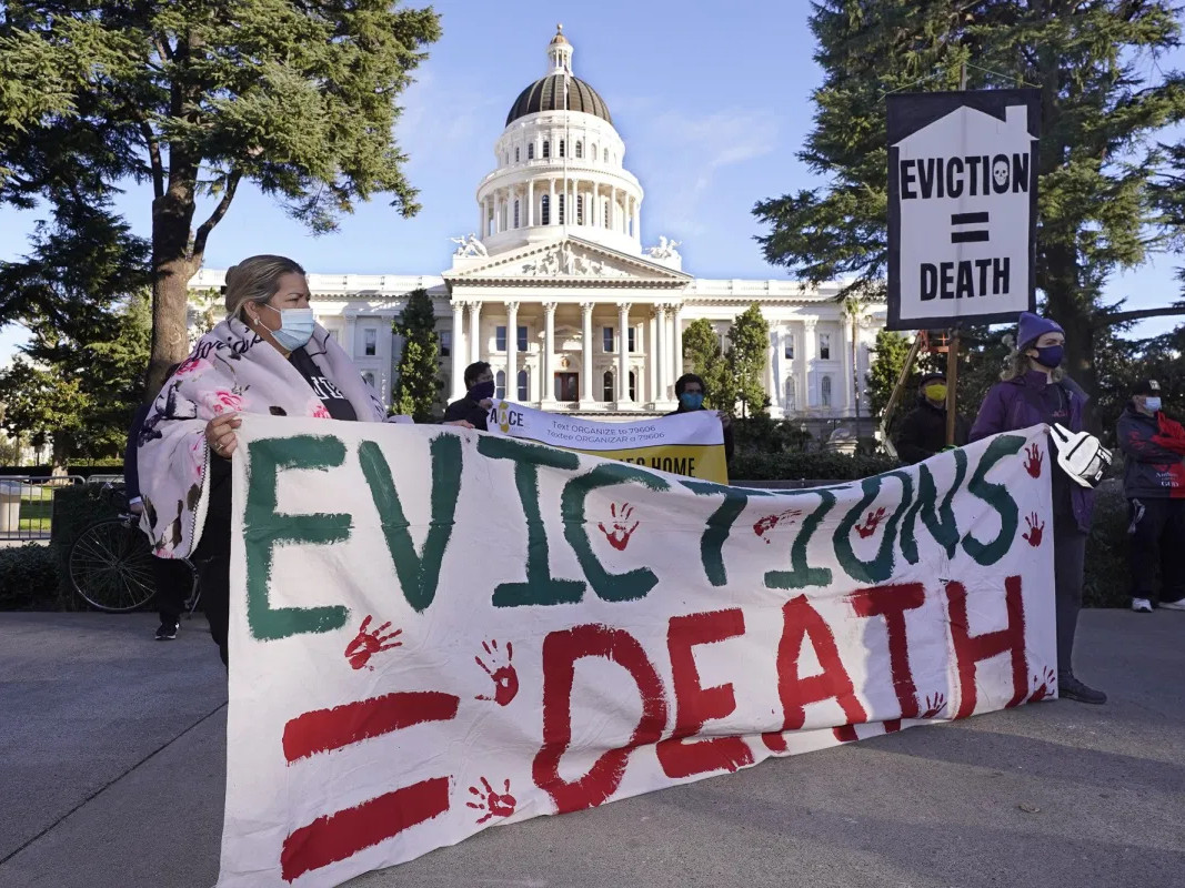 California Extends Eviction Moratorium Through June