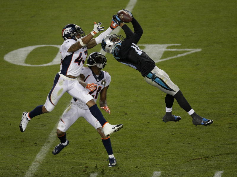 Super Bowl 2016: Peyton Manning's Denver Broncos overwhelm Carolina  Panthers, Super Bowl 50